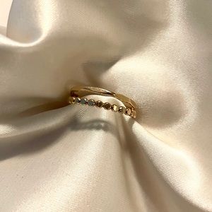 Dainty stackable set